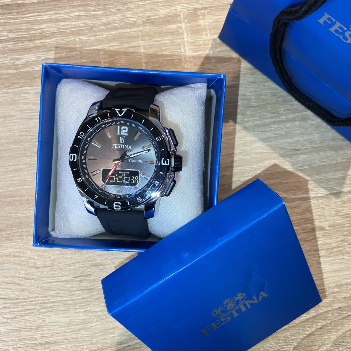 Festina Titanium 2025 Silicone – Image 3